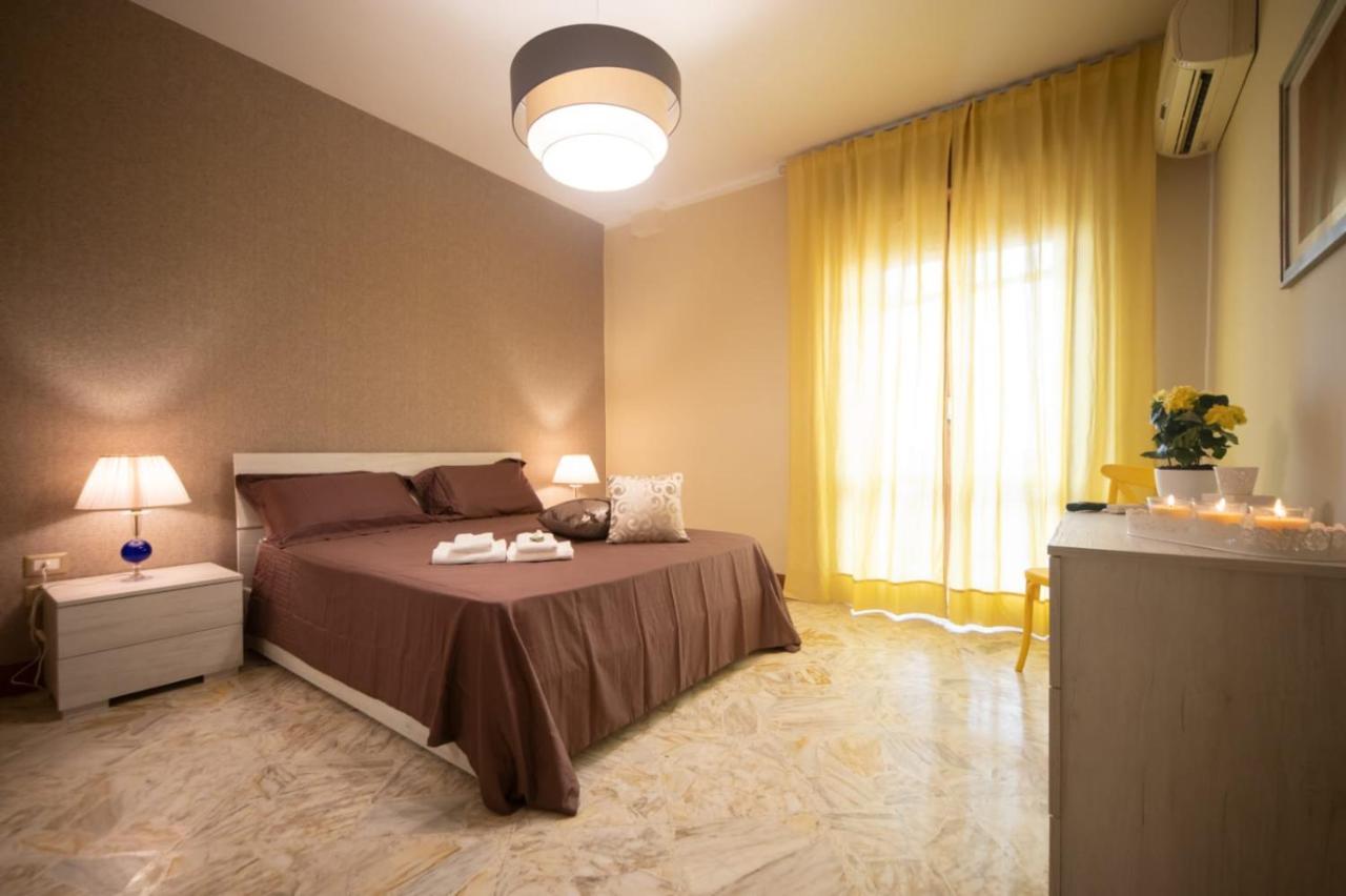 Aj Suite And Breakfast Pompei Bagian luar foto