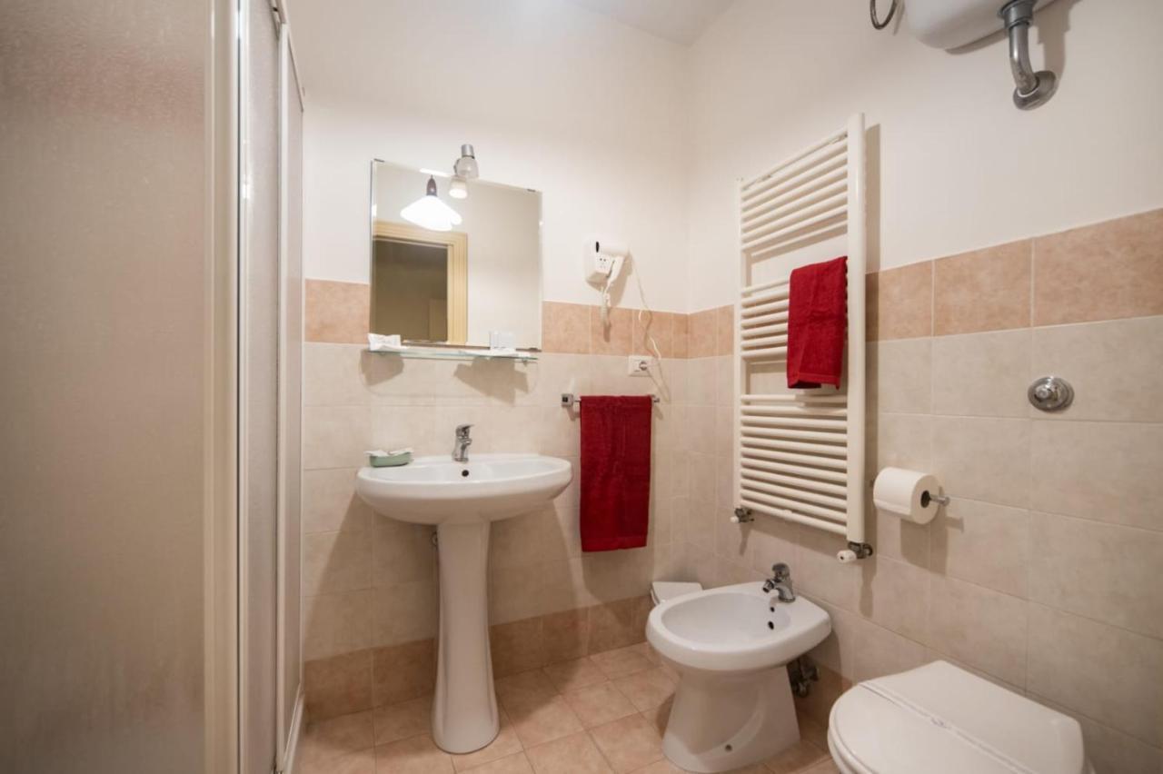 Aj Suite And Breakfast Pompei Bagian luar foto