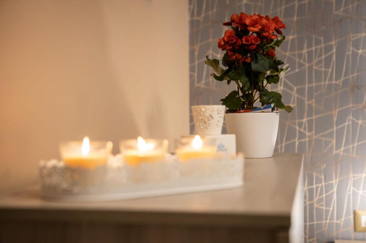 Aj Suite And Breakfast Pompei Bagian luar foto