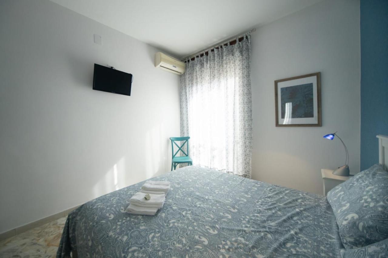 Aj Suite And Breakfast Pompei Bagian luar foto